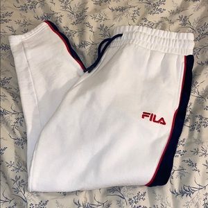 Large white fila sweatpants